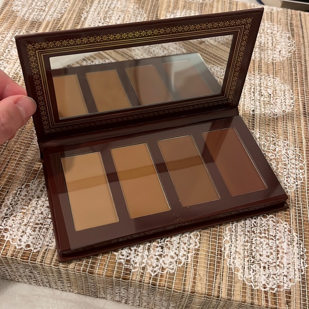New Never Used With Ace Beaute Bronzed In Paradise Eyeshadow Palette